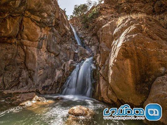 آبشار کاکارضا یکی از دیدنی ترین آبشارهای لرستان است