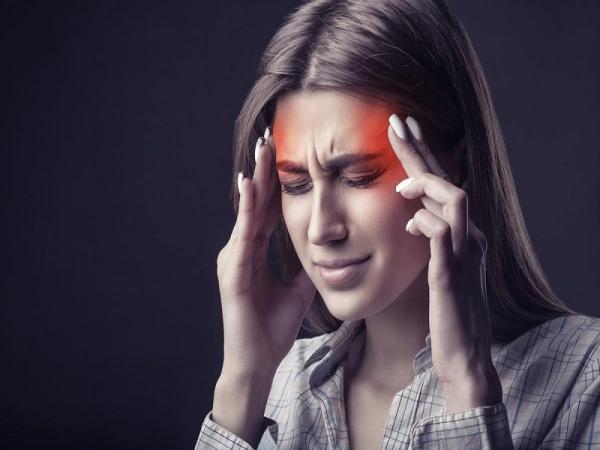انواع سردرد میگرن، علائم و علل